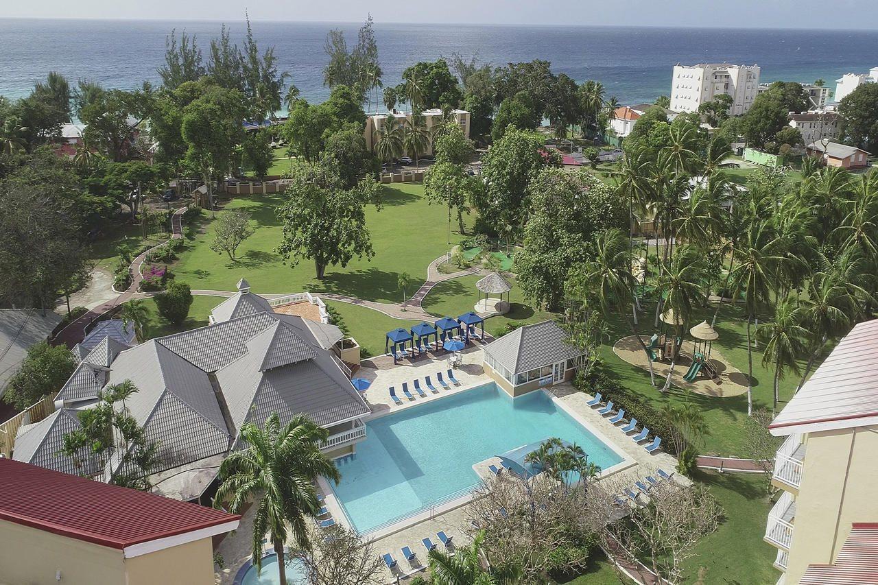 Divi Southwinds Beach Resort Christ Church Exterior photo